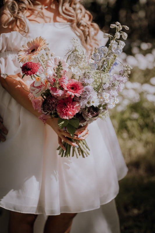 How Much Do Wedding Flowers Really Cost?